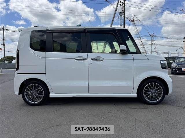 Honda N BOX CUSTOM 2024-04 8367516-11