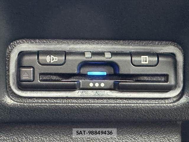 Honda N BOX CUSTOM 2024-04 8367516-4