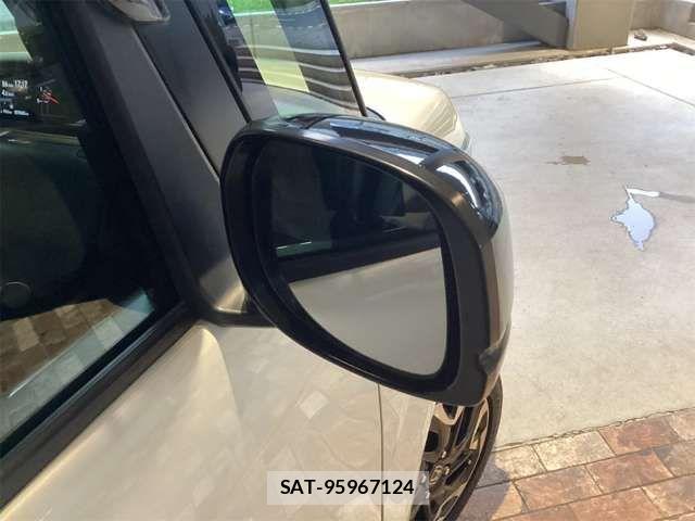 Honda N BOX CUSTOM 2019-11 8367543-16