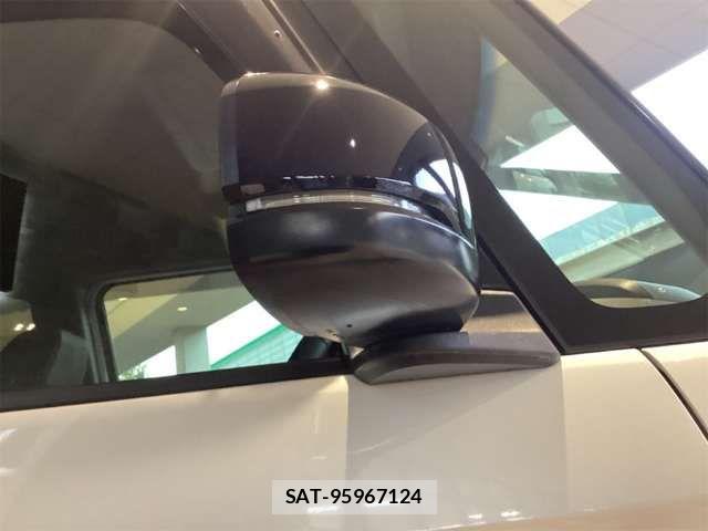 Honda N BOX CUSTOM 2019-11 8367543-17