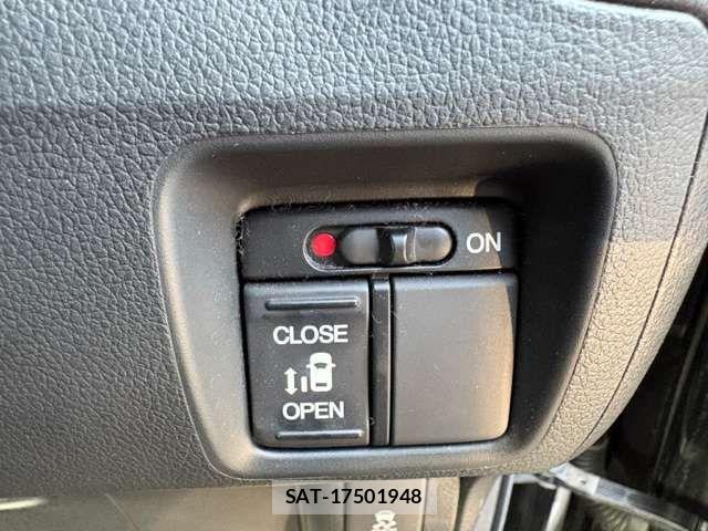 Honda N BOX CUSTOM 2013-01 8367667-2