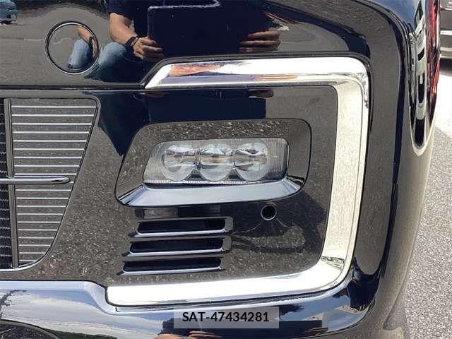 Honda N BOX CUSTOM 2023-05 8367560-10
