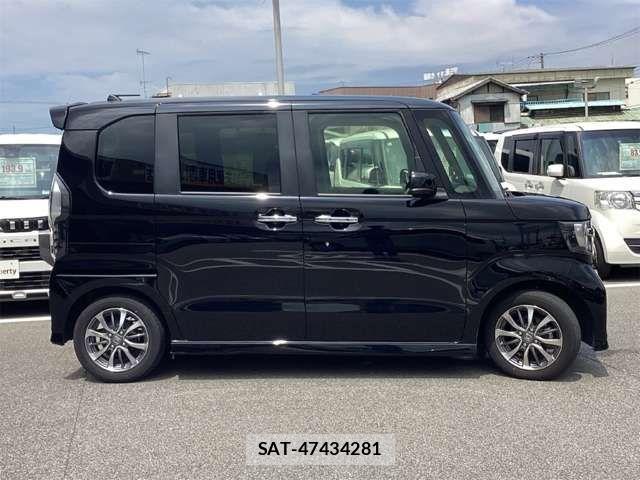 Honda N BOX CUSTOM 2023-05 8367560-13