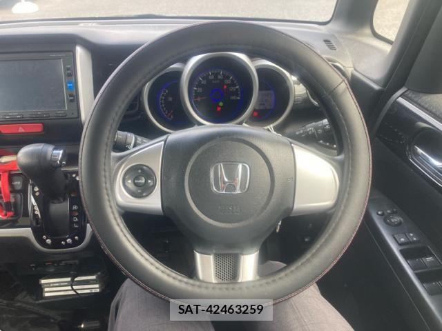 Honda N BOX CUSTOM 2016-08 8367655-13