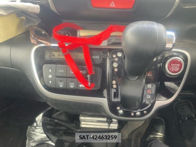 Honda N BOX CUSTOM 2016-08 8367655-16