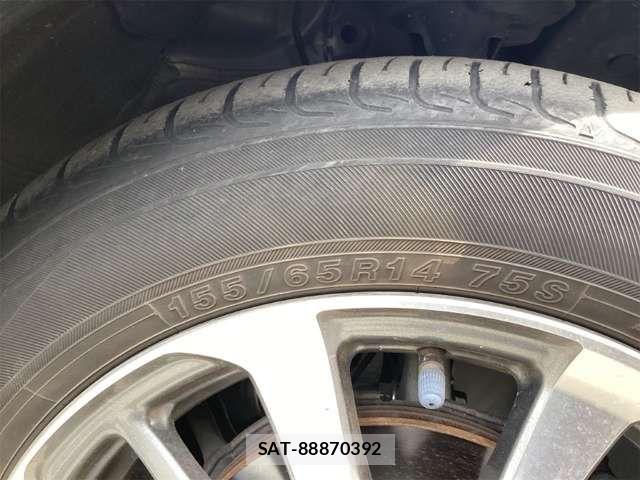 Honda N BOX CUSTOM 2023-05 8367554-11