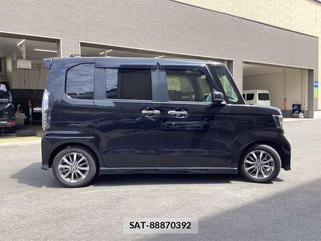 Honda N BOX CUSTOM 2023-05 8367554-16