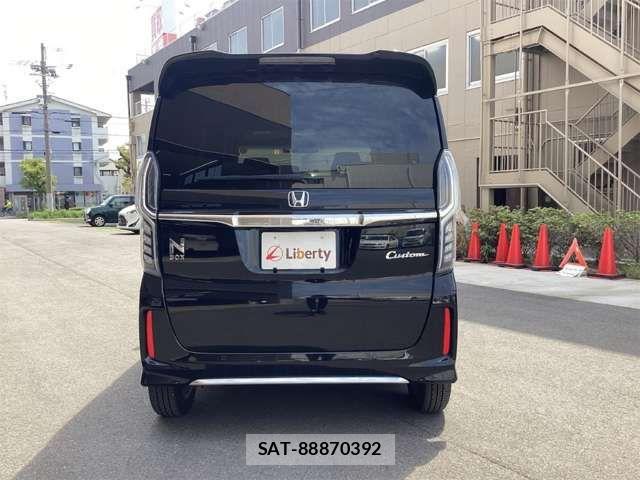 Honda N BOX CUSTOM 2023-05 8367554-17