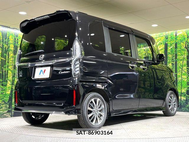 Honda N BOX CUSTOM 2022-01 8367548-17