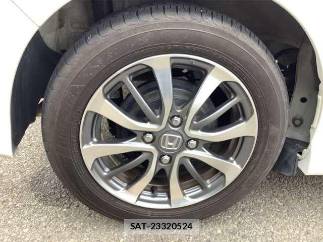 Honda N BOX CUSTOM 2022-01 8367541-17