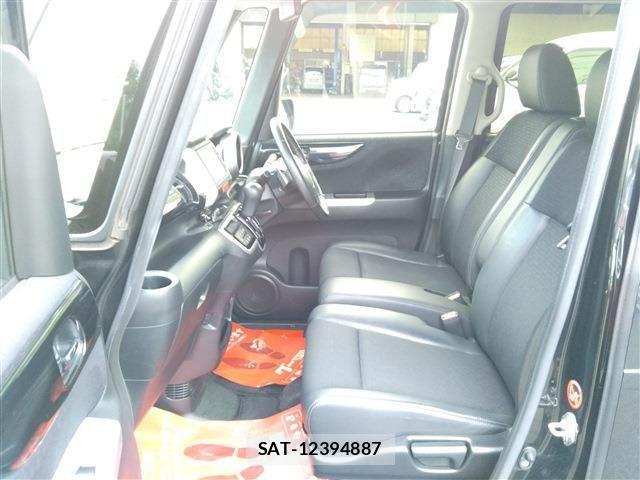 Honda N BOX CUSTOM 2016-08 8367666-16