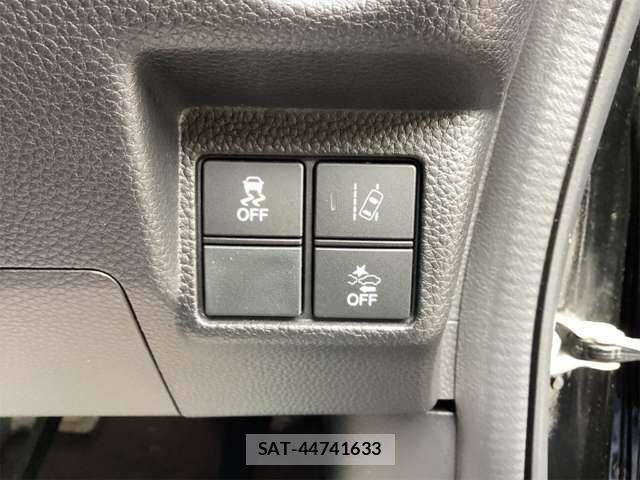 Honda N BOX CUSTOM 2018-04 8367585-11