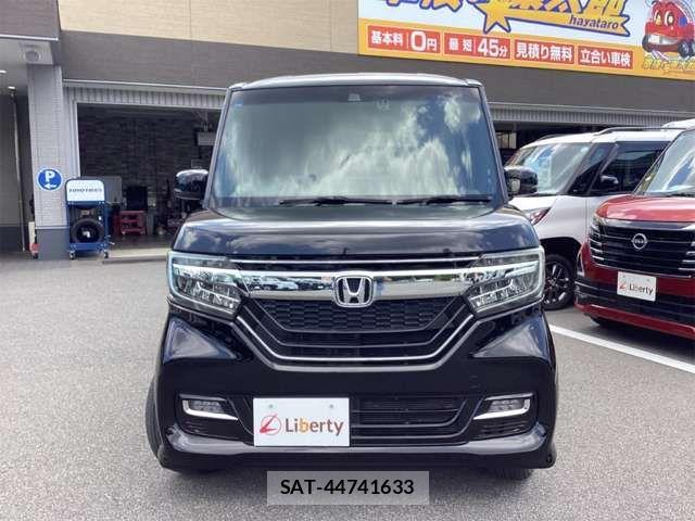 Honda N BOX CUSTOM 2018-04 8367585-14
