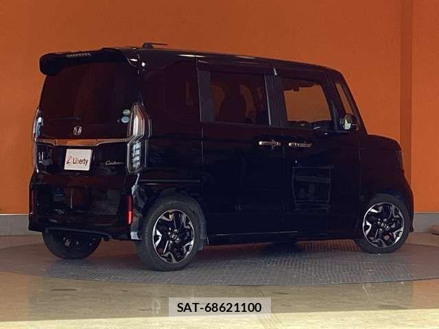Honda N BOX CUSTOM 2019-02 8367556-9