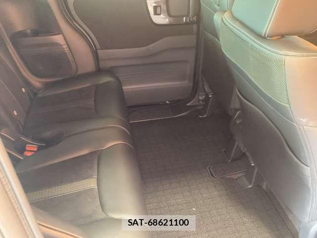 Honda N BOX CUSTOM 2019-02 8367556-18