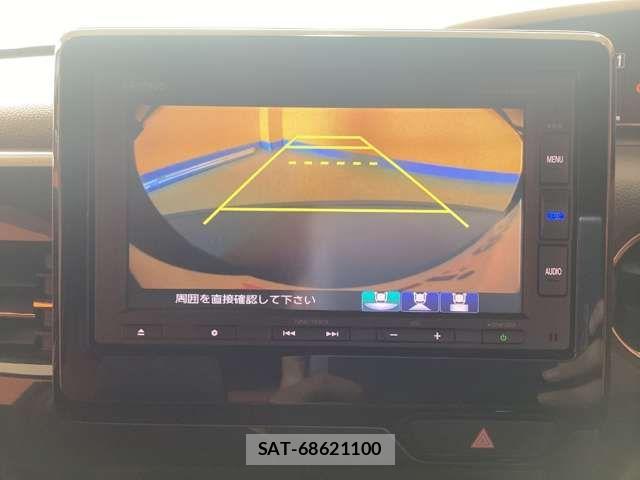 Honda N BOX CUSTOM 2019-02 8367556-2