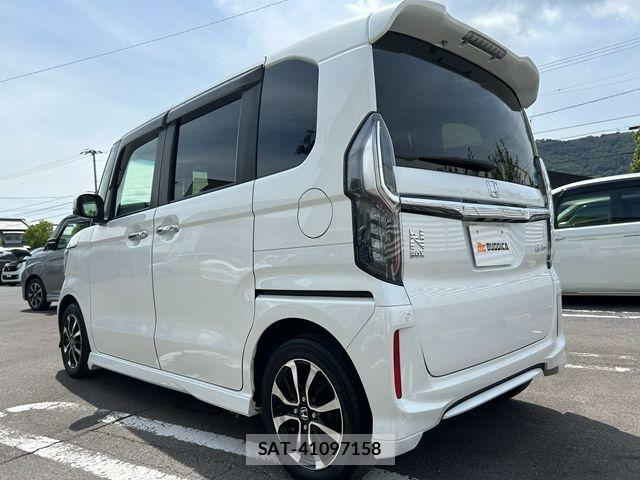 Honda N BOX CUSTOM 2020-01 8367649-8