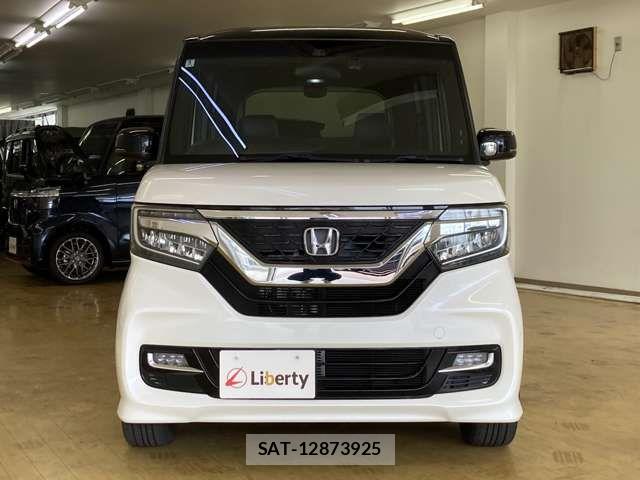 Honda N BOX CUSTOM 2018-05 8367555-1