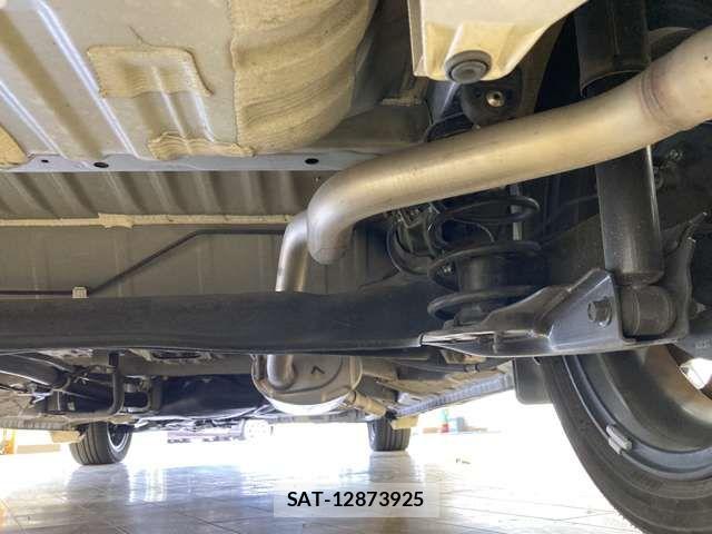 Honda N BOX CUSTOM 2018-05 8367555-19
