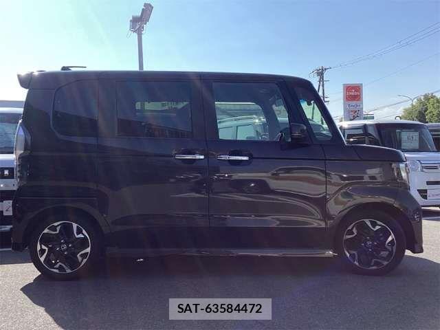 Honda N BOX CUSTOM 2020-11 8367590-15
