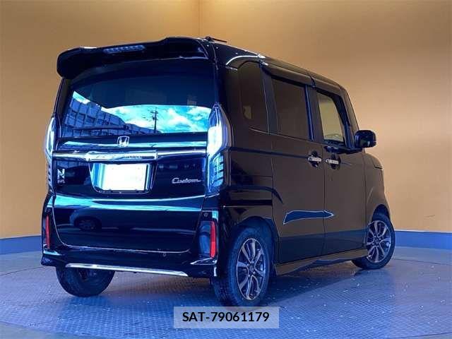 Honda N BOX CUSTOM 2022-04 8367561-7