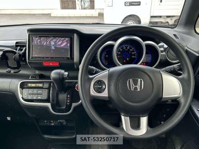 Honda N BOX CUSTOM 2017-06 8367637-17