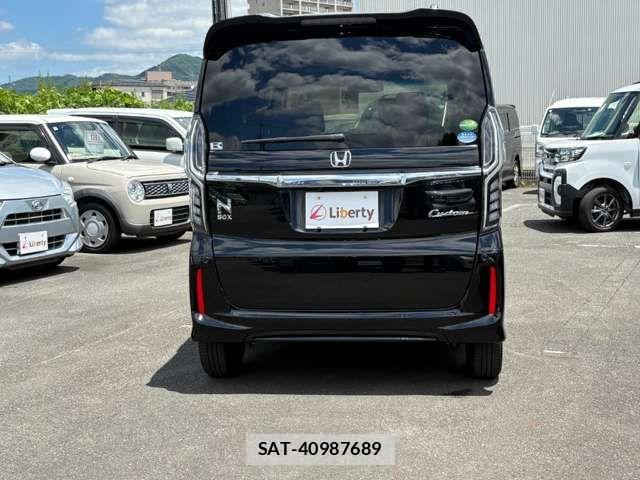 Honda N BOX CUSTOM 2019-07 8367593-11
