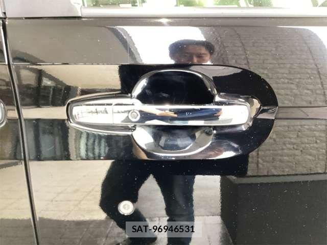 Honda N BOX CUSTOM 2020-05 8367564-16