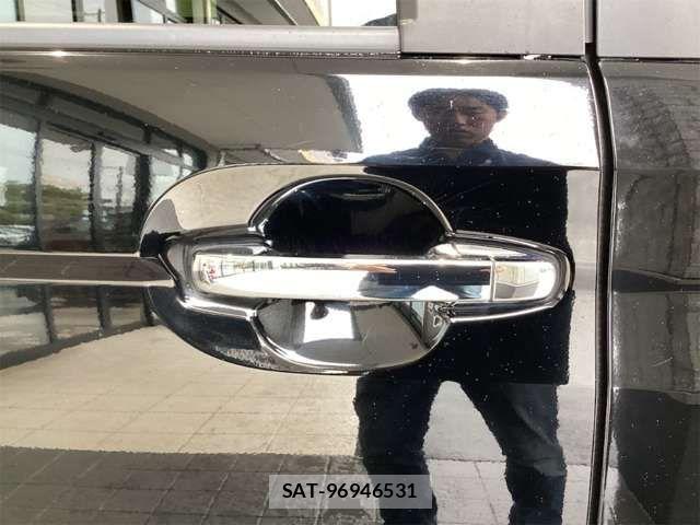Honda N BOX CUSTOM 2020-05 8367564-17