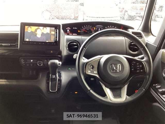 Honda N BOX CUSTOM 2020-05 8367564-5