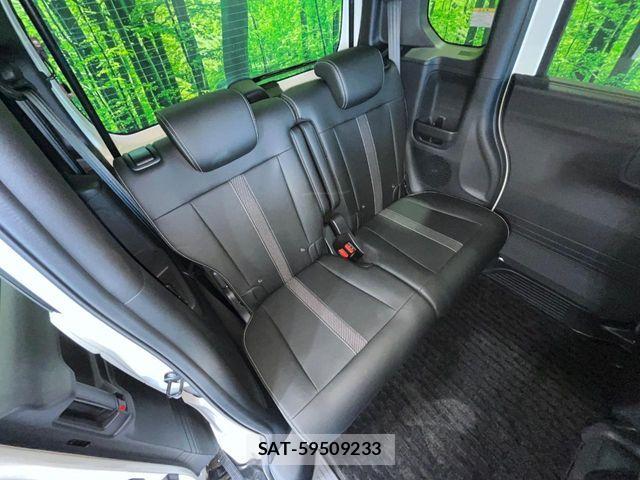 Honda N BOX CUSTOM 2023-10 8367505-8