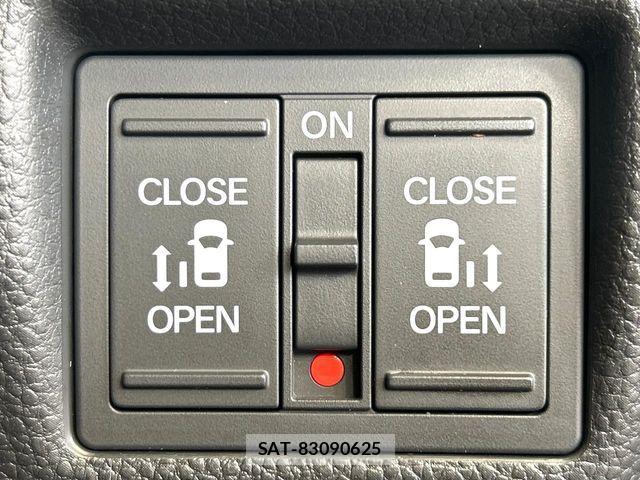Honda N BOX CUSTOM 2017-12 8367616-4