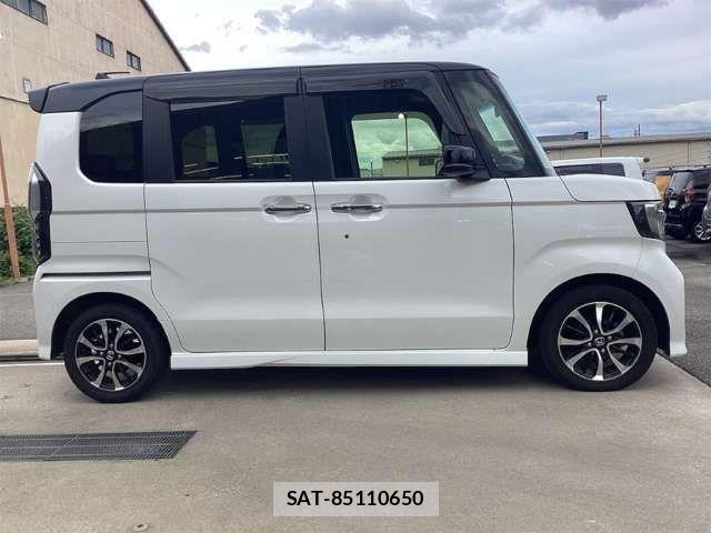 Honda N BOX CUSTOM 2019-08 8367607-10