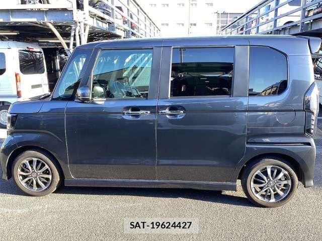 Honda N BOX CUSTOM 2023-08 8367570-12