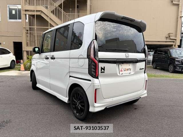 Honda N BOX CUSTOM 2023-09 8367545-17