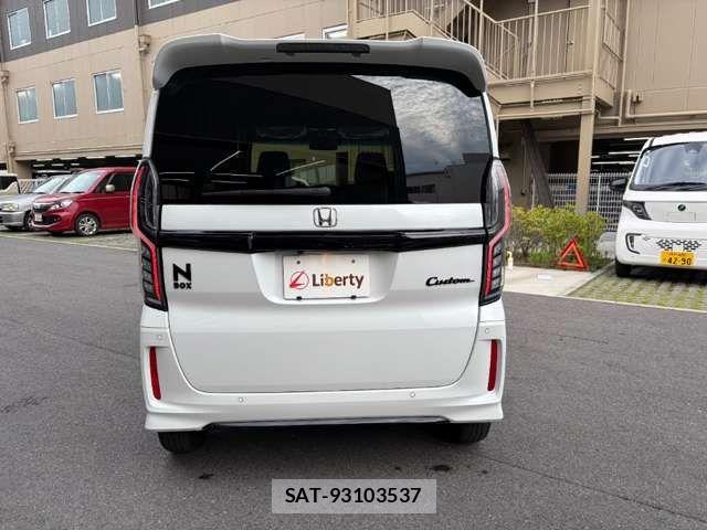 Honda N BOX CUSTOM 2023-09 8367545-18