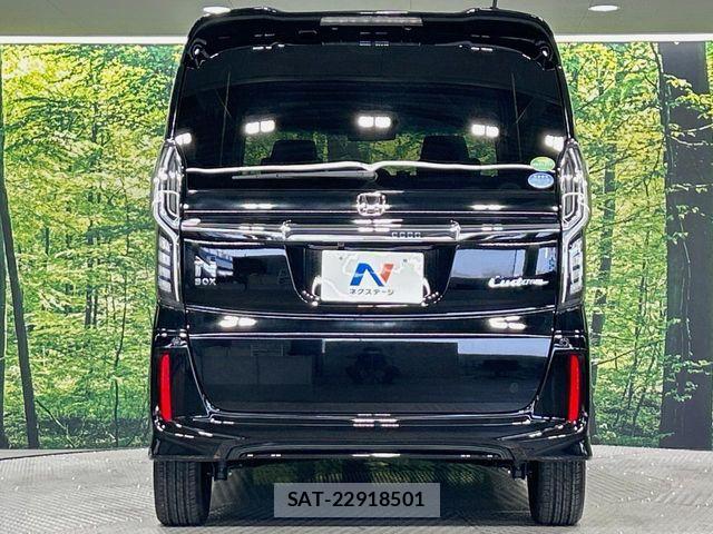 Honda N BOX CUSTOM 2019-01 8367588-14