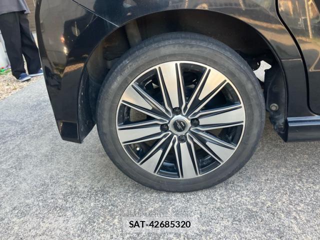 Honda N BOX CUSTOM 2014-08 8367674-9