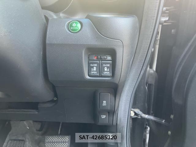 Honda N BOX CUSTOM 2014-08 8367674-12