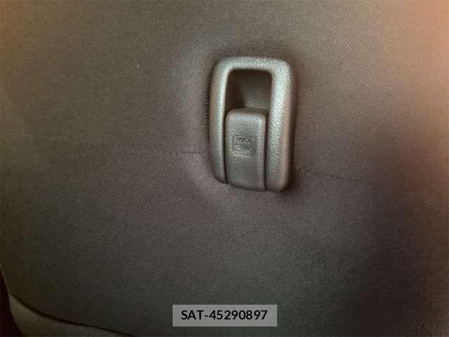 Honda N BOX CUSTOM 2024-12 8367558-16