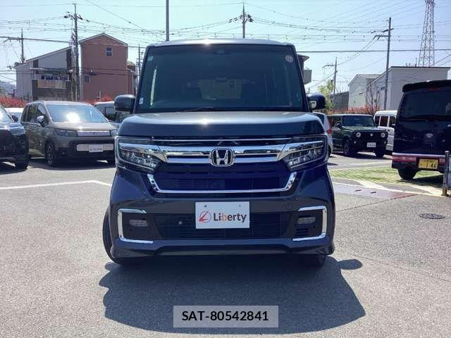 Honda N BOX CUSTOM 2022-02 8367580-4