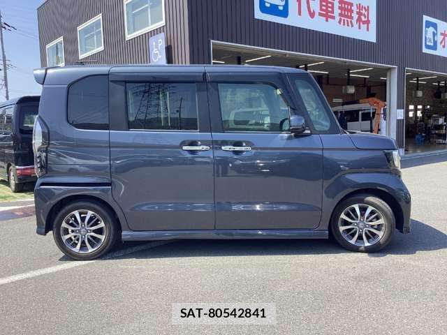 Honda N BOX CUSTOM 2022-02 8367580-6