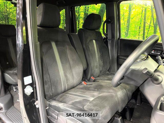 Honda N BOX CUSTOM 2023-02 8367566-9
