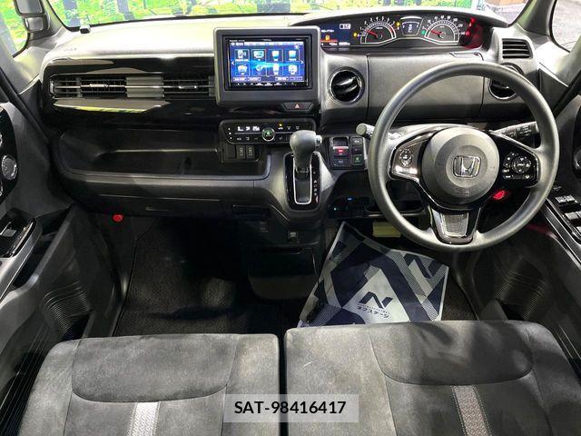 Honda N BOX CUSTOM 2023-02 8367566-1