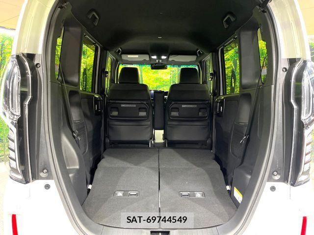 Honda N BOX CUSTOM 2022-01 8367510-11