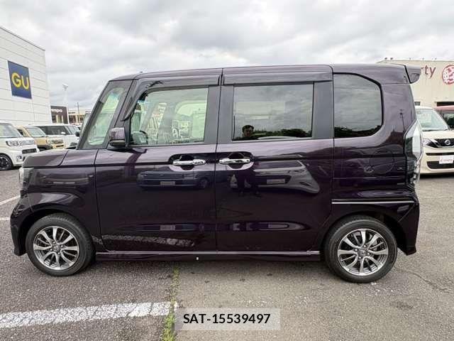 Honda N BOX CUSTOM 2021-06 8367547-10