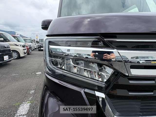 Honda N BOX CUSTOM 2021-06 8367547-12