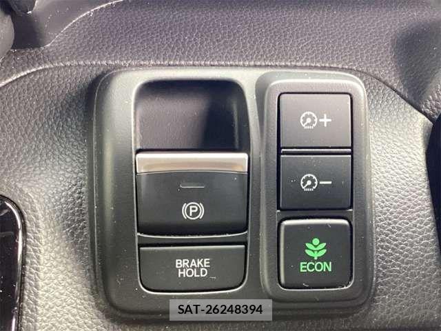Honda N BOX CUSTOM 2022-05 8367589-1
