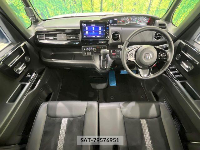 Honda N BOX CUSTOM 2022-02 8367535-1