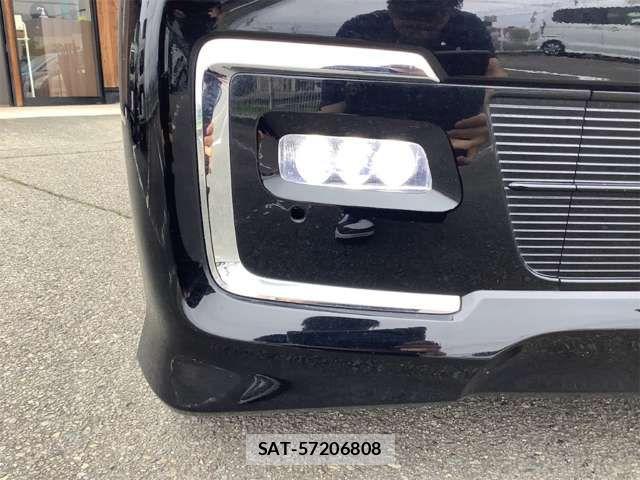 Honda N BOX CUSTOM 2022-03 8367567-11